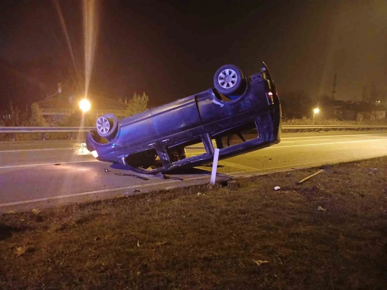 Karab&uuml;k&rsquo;te trafik kazaları: 3 yaralı
