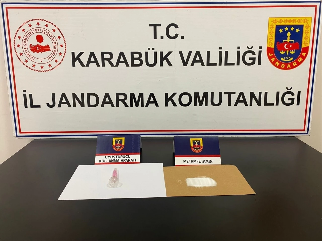 Karabük’te uyuşturucu operasyonlarında 3 kişi yakalandı
