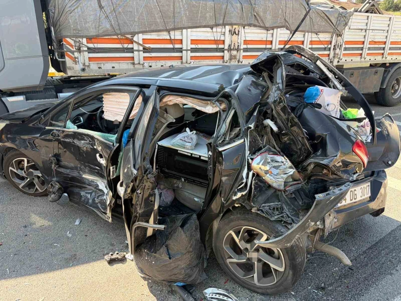Karab&uuml;k&rsquo;te zincirleme trafik kazası: 2 yaralı
