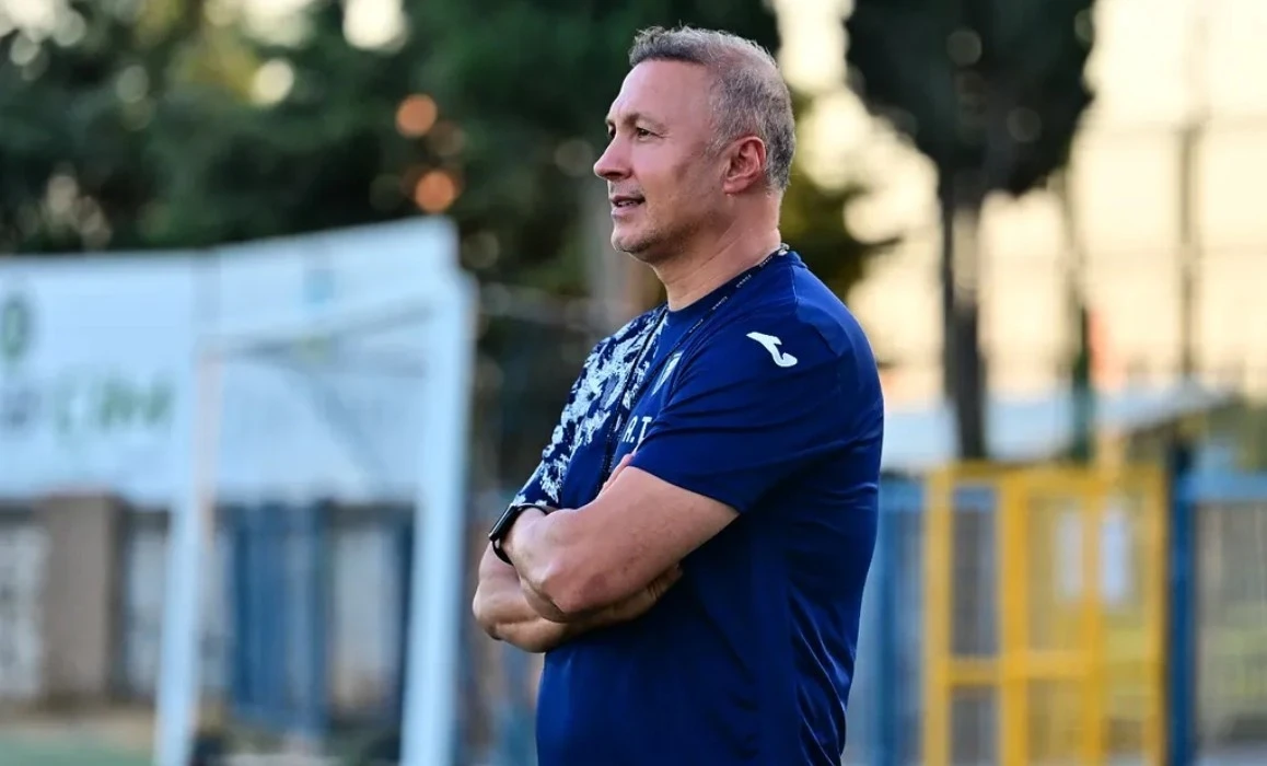 Karacabey Belediyespor’da Ahmet Taşyürek dönemi sona erdi