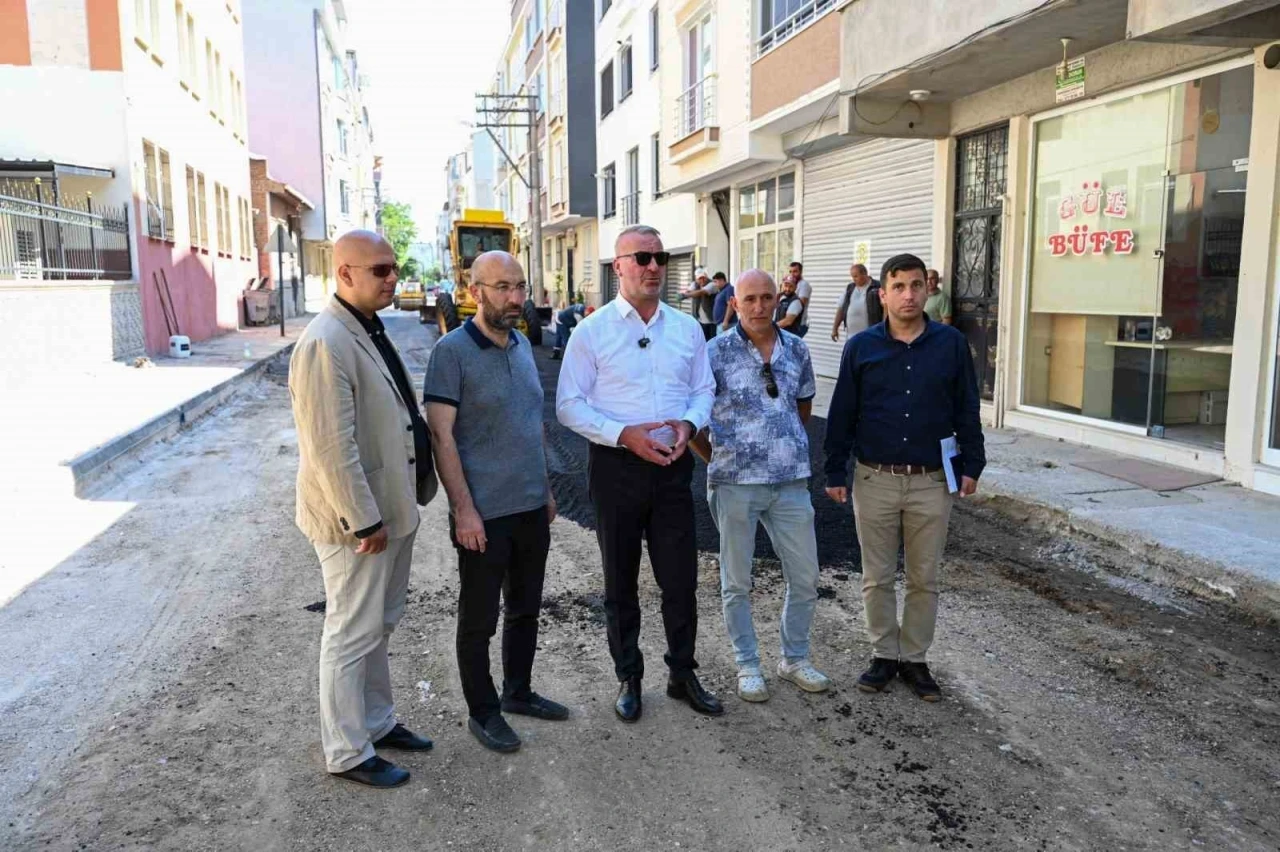 Karacabey&rsquo;de 2025 yılı asfalt seferberliği ile tamamlandı
