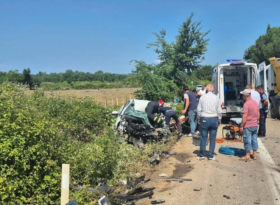 Karacabey’de trafik kazası: 1 ağır yaralı
