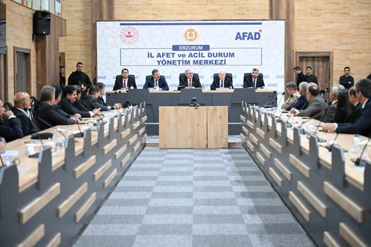 Karaloğlu: &quot;Sanayi mamalarının yerine bakımevleri yemek artıklarından kendi mamaları üretmeli&quot;
