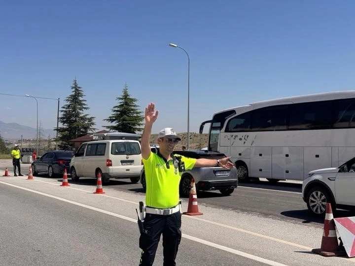 Karaman&rsquo;da aranan 15 kişi tutuklandı
