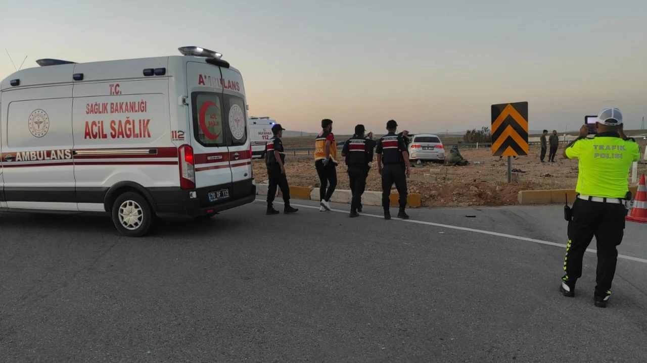 Karaman’da iki otomobil çarpıştı: 5 yaralı
