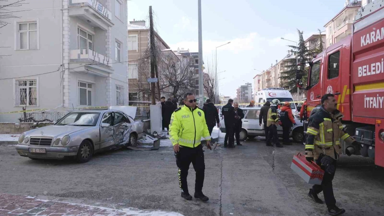Karaman&rsquo;da iki otomobilin karıştığı kazada karı koca yaralandı
