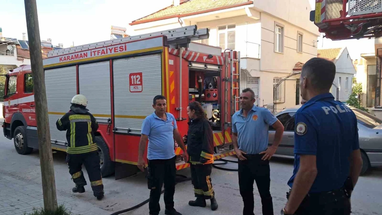 Karaman’da öfkeli koca evin çatısını ateşe verdi
