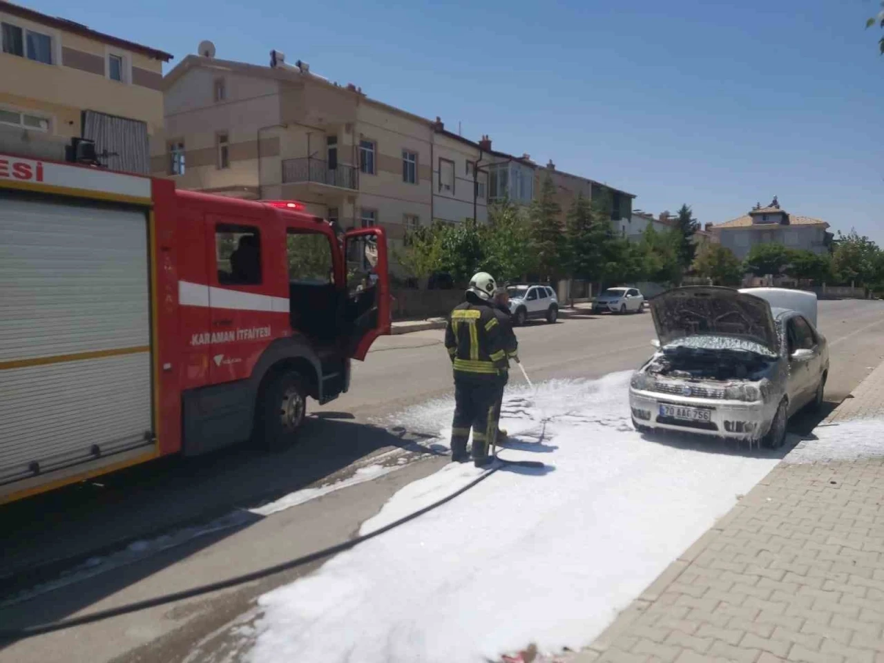 Karaman’da oto yangını
