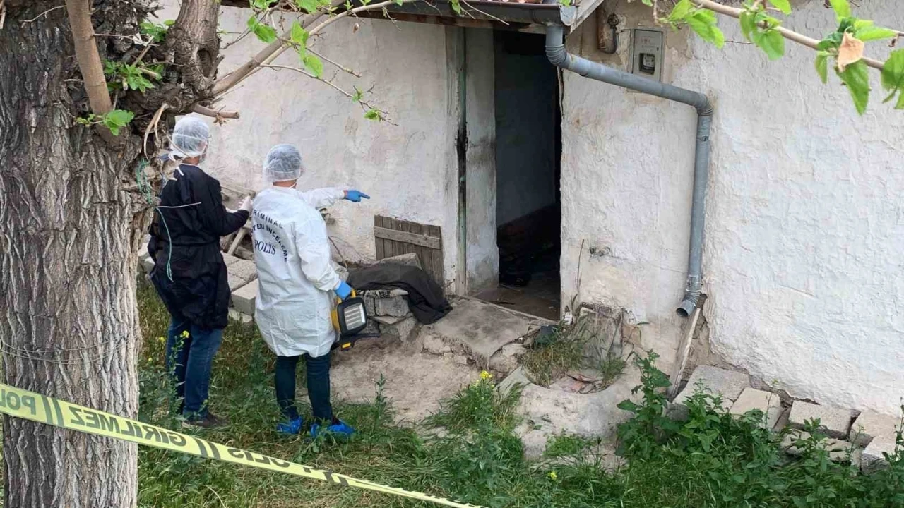 Karaman’da yaşlı kadın evinde ölü bulundu
