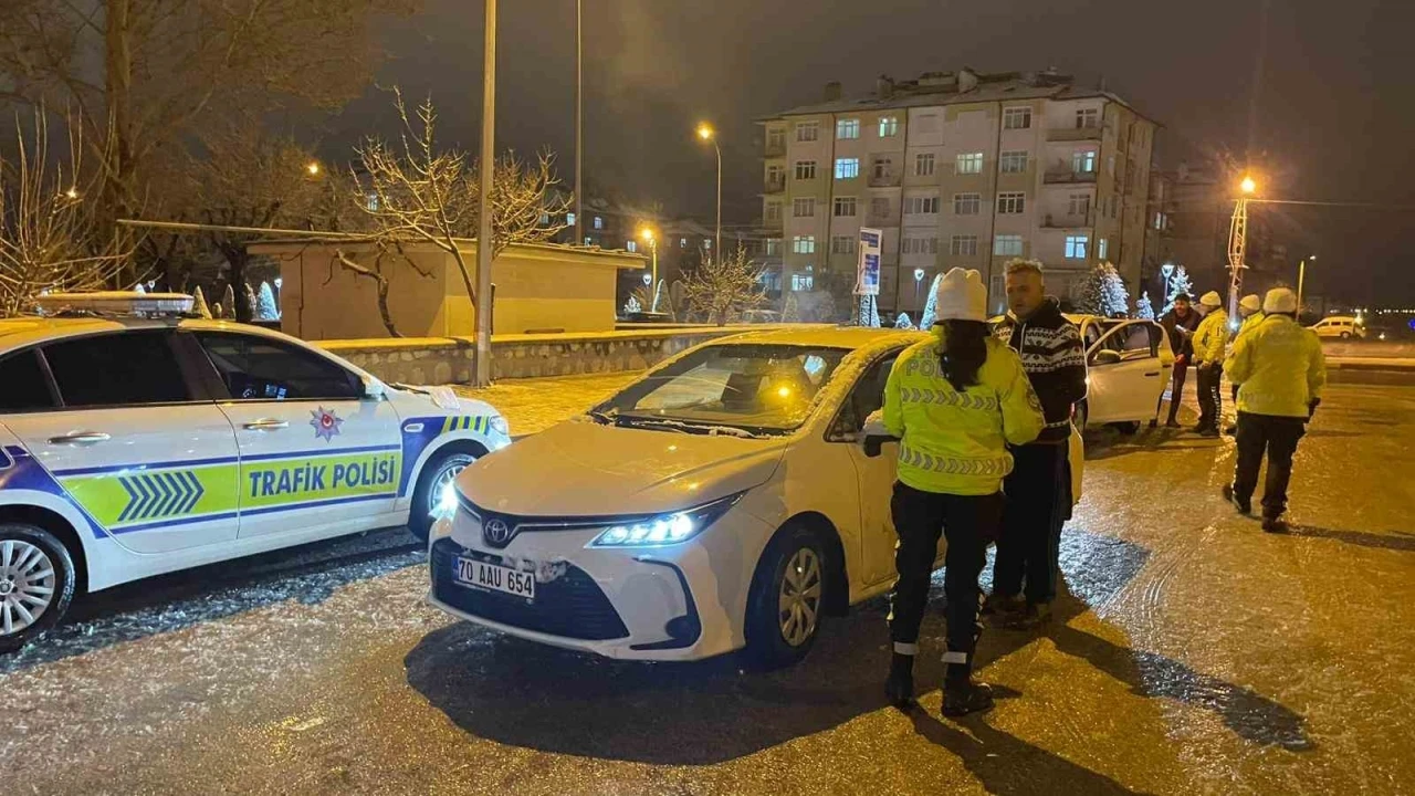 Karaman&rsquo;da yılbaşı tedbirleri sabaha kadar s&uuml;rd&uuml;
