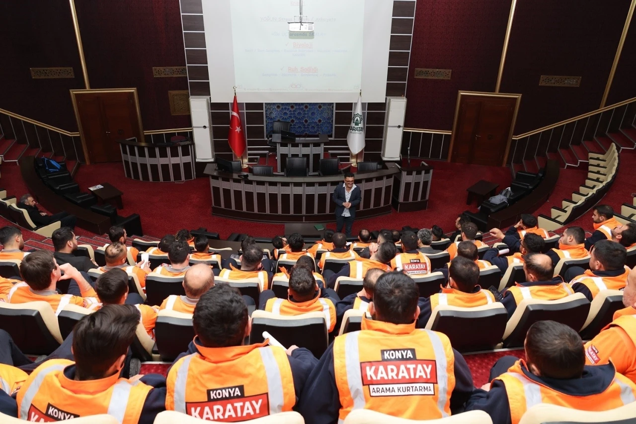 Karatay&rsquo;da personel eğitimleri s&uuml;r&uuml;yor
