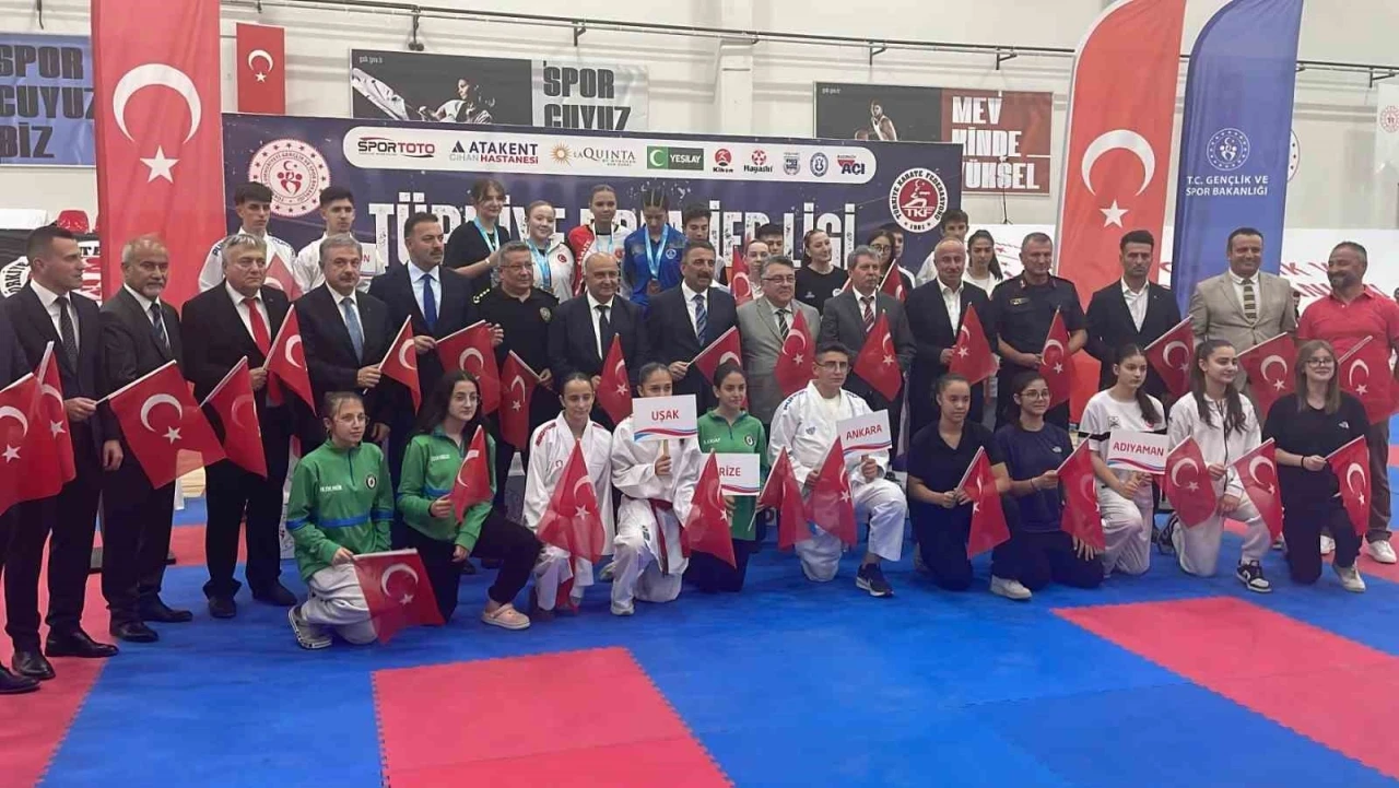 Karate Premier Ligi heyecanı Zonguldak’ta başladı
