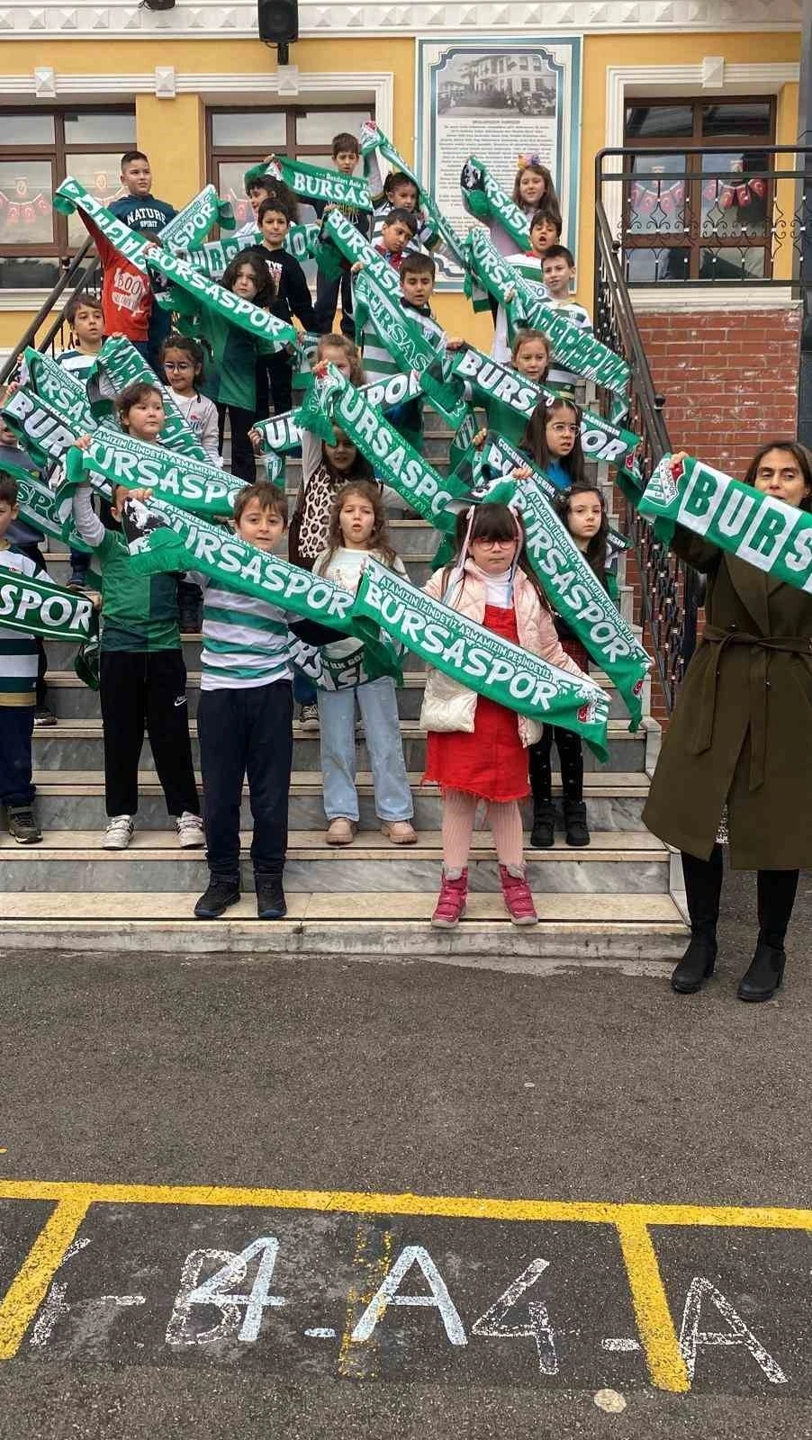 Karne sevinci Bursaspor coşkusuyla ta&ccedil;landı
