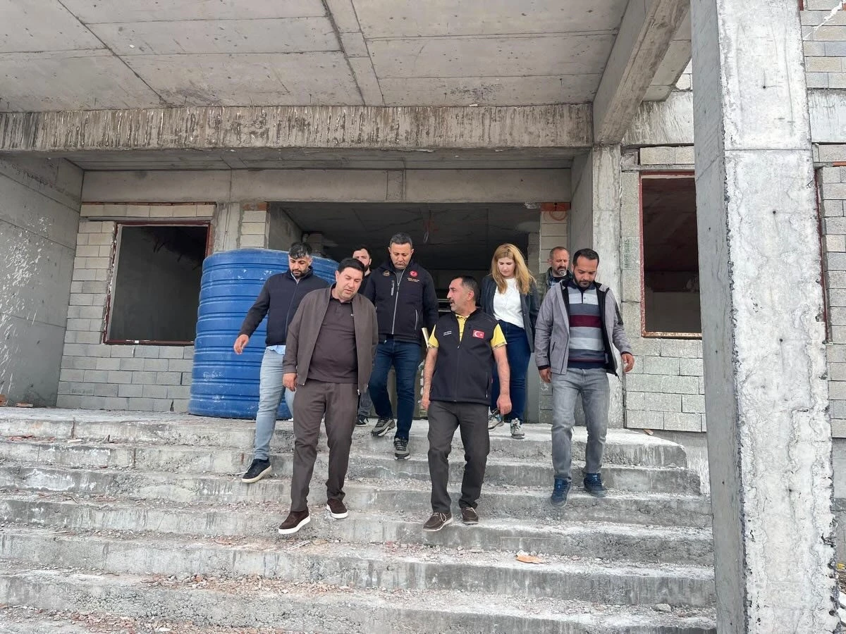 Kars&rsquo;ta eğitim yatırımları y&uuml;kseliyor: GAMP Lisesi ve Tarım Lisesi inşaatlarında inceleme
