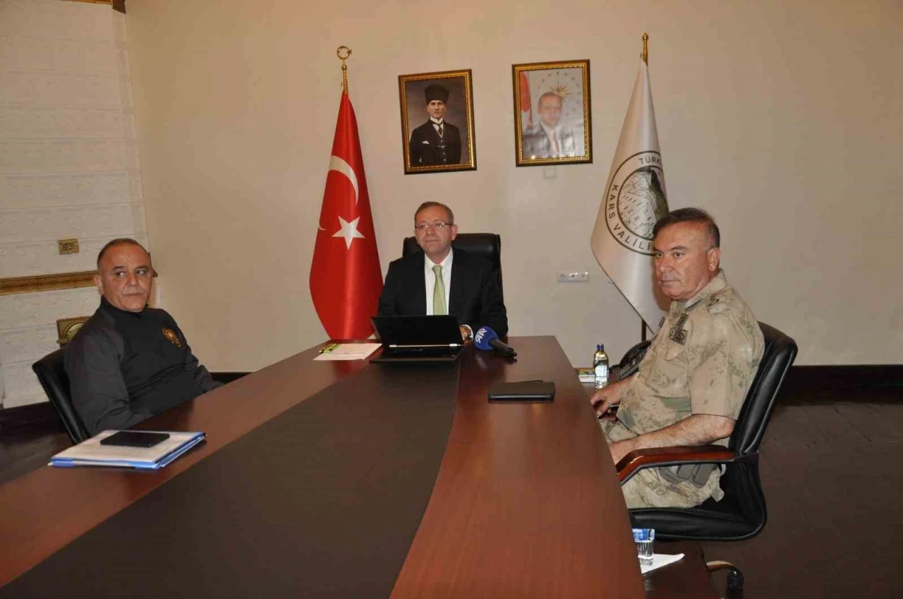 Kars’ta Mayıs ayı asayiş ve güvenlik toplantısı yapıldı
