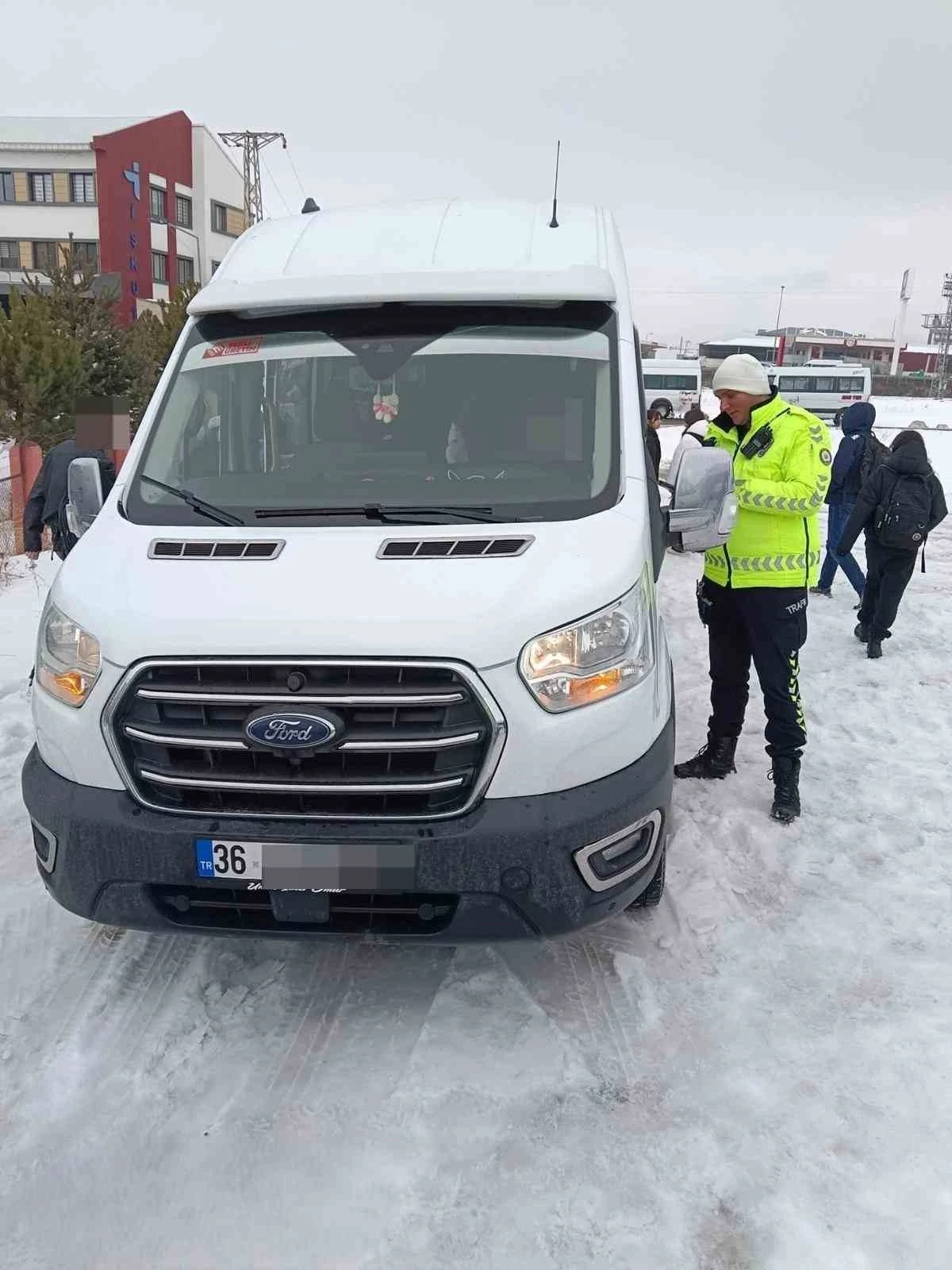 Kars&rsquo;ta okul servislerine sıkı denetim
