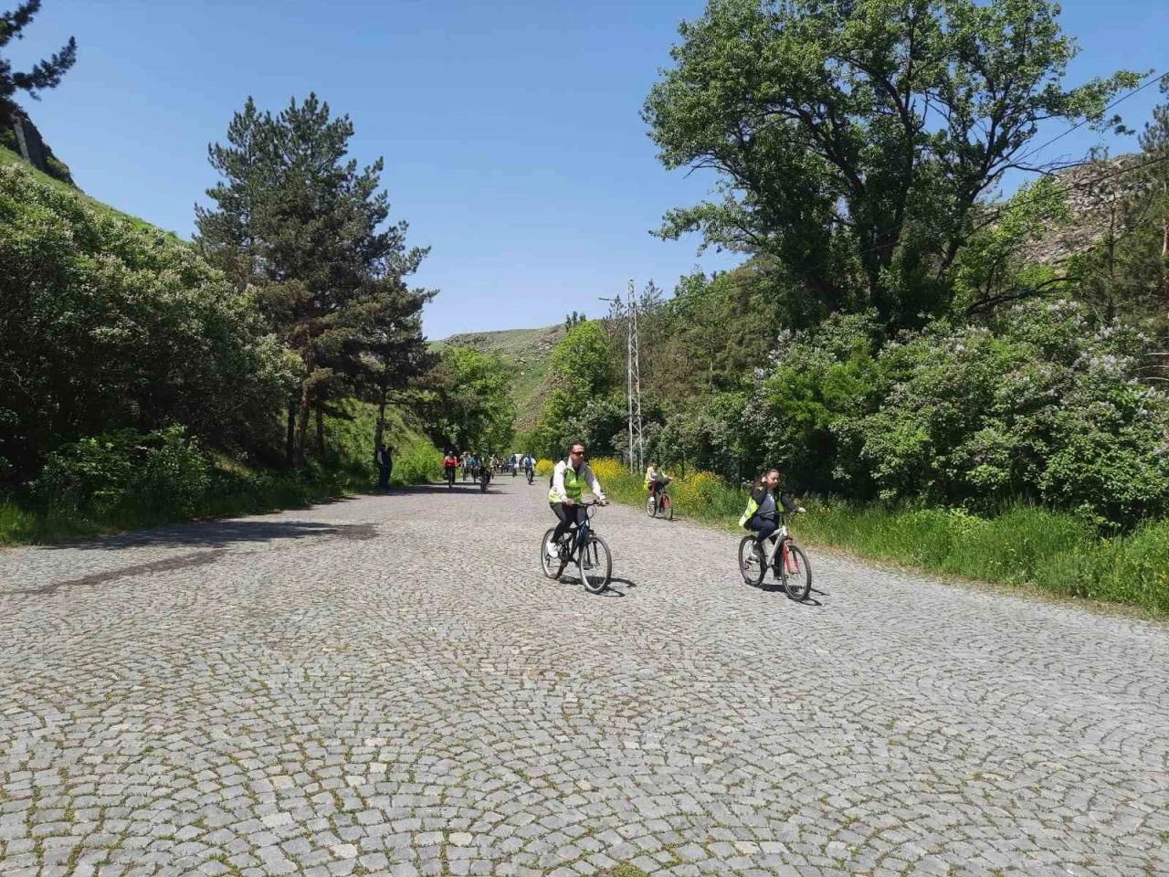 Kars’ta pedallar sağlık için çevrildi
