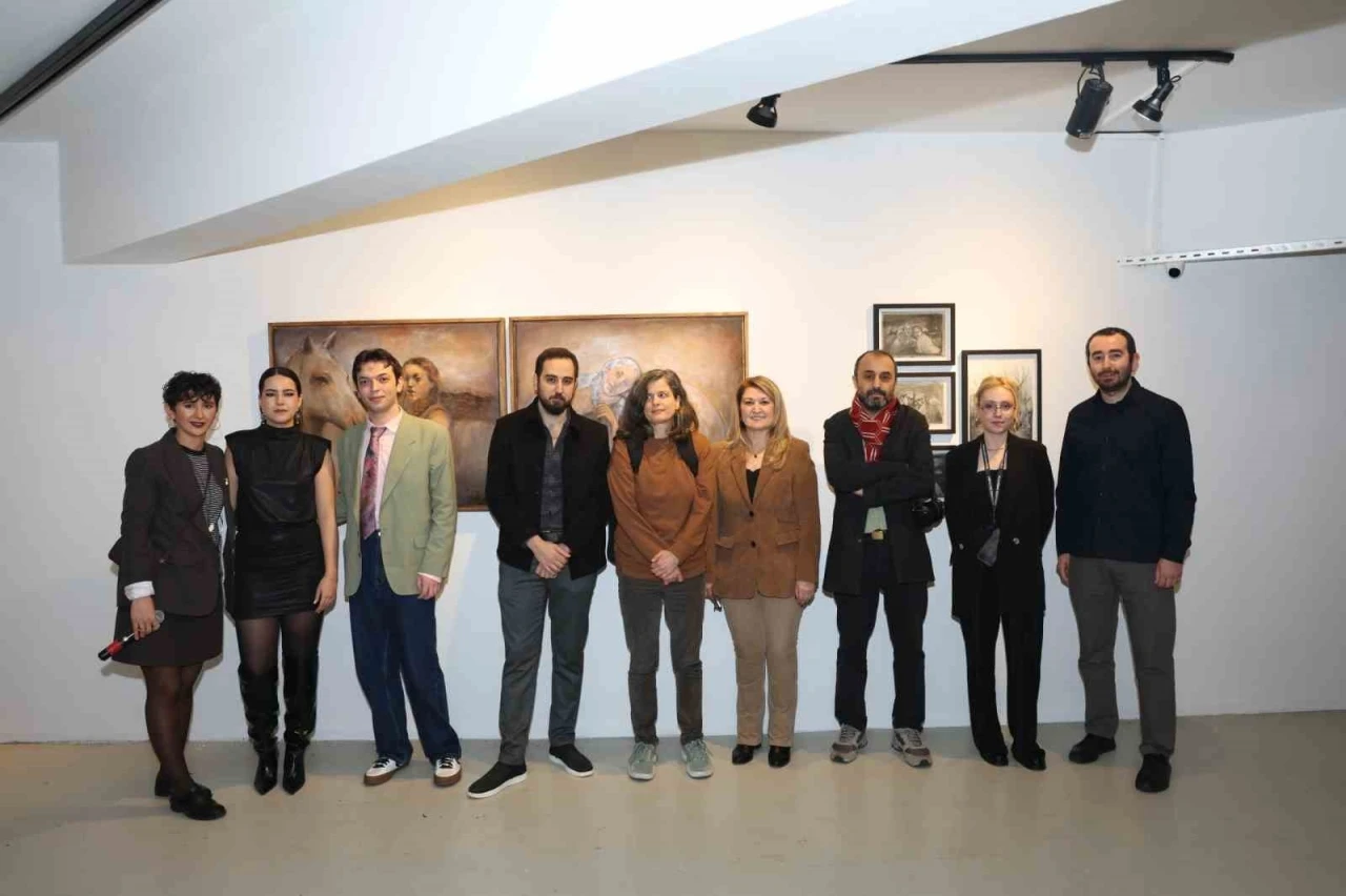 Karşılaşmalar, Devinimler, İzler sergisi ziyarete a&ccedil;ıldı
