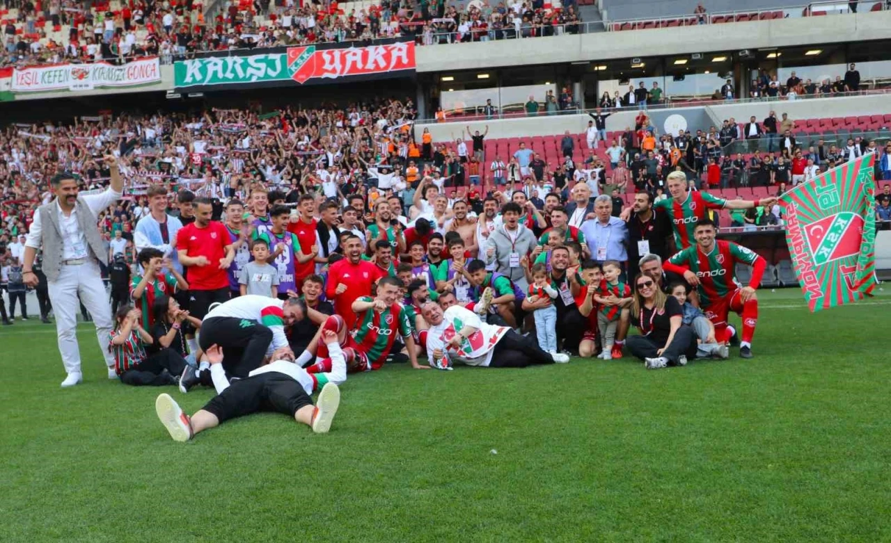 Karşıyaka, final için sahaya çıkıyor
