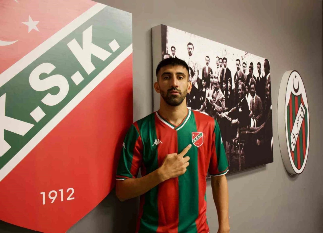 Karşıyaka transfere devam ediyor
