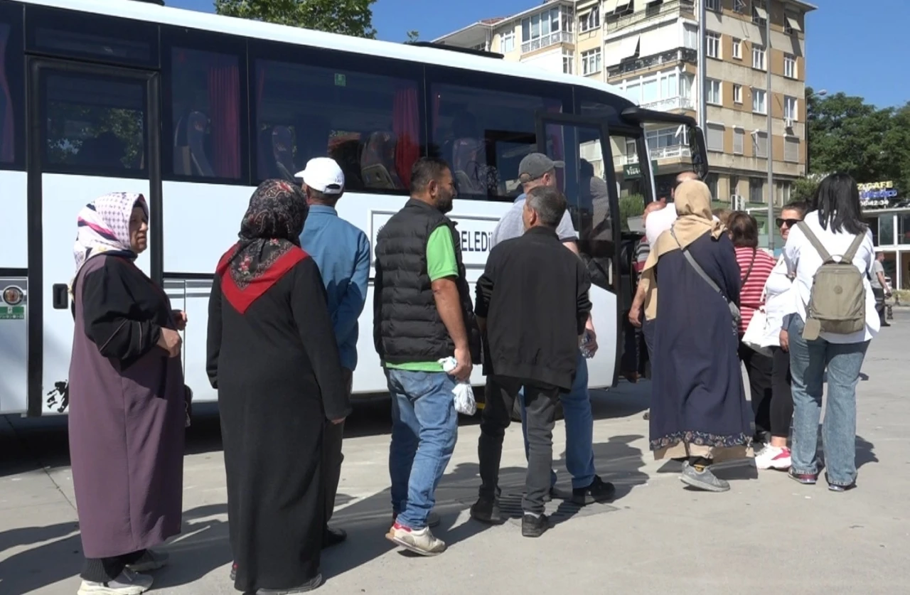 Kartal Belediyesi’nden Kurban Bayramı’nda mezarlıklara ücretsiz ulaşım hizmeti
