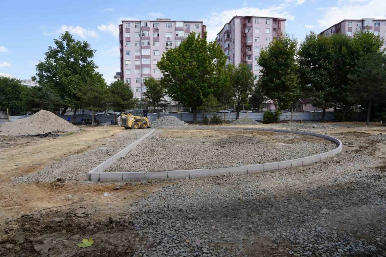 Kartal&rsquo;da parklar yenileniyor, yeşil alan hacmi artıyor
