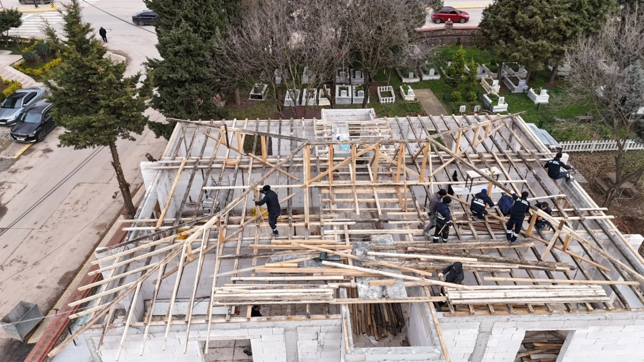Kartepe Belediyesi cenaze hizmetleri binasının kapasitesini artırıyor
