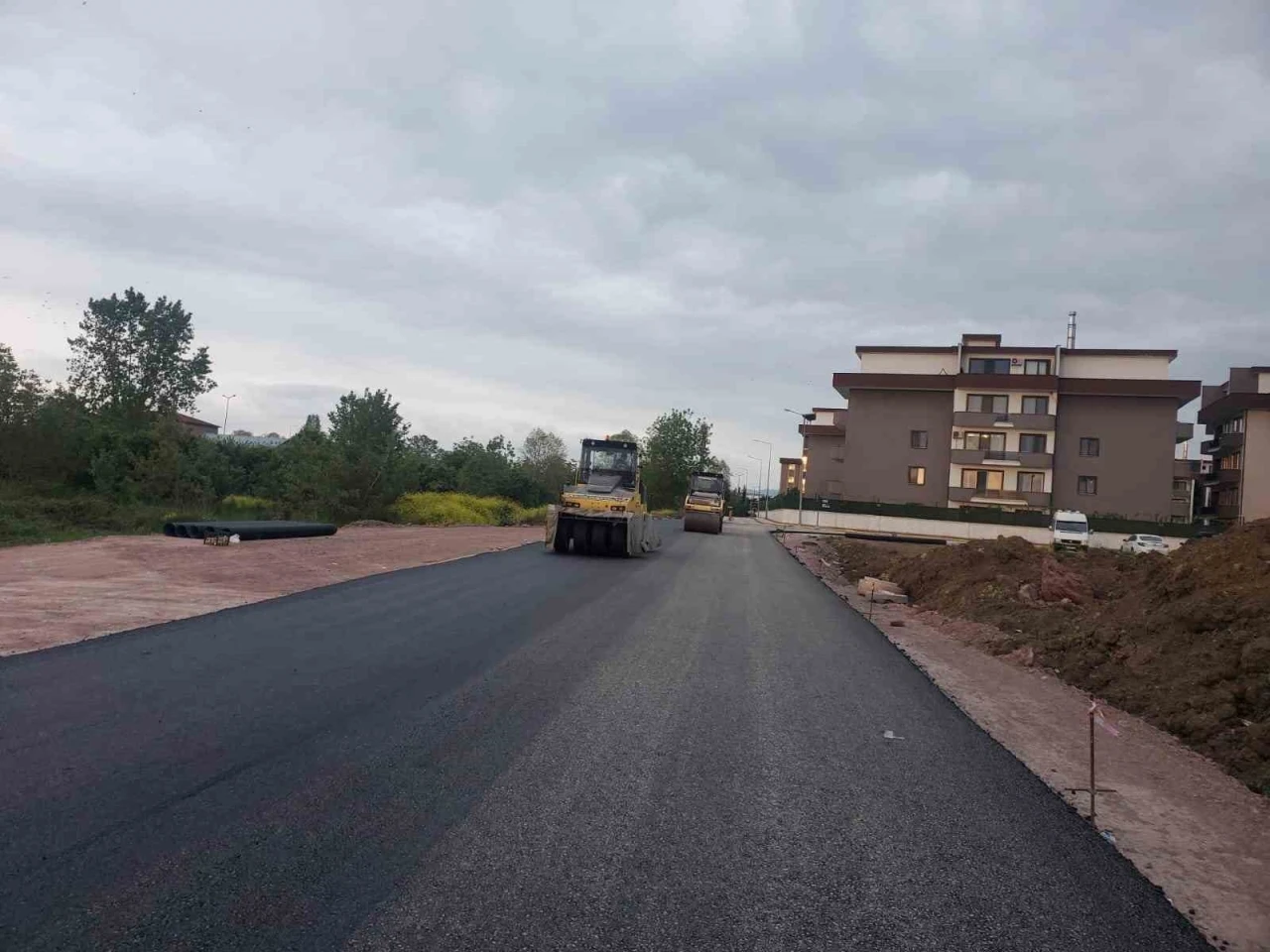 Kartepe’de asfalt hamlesi

