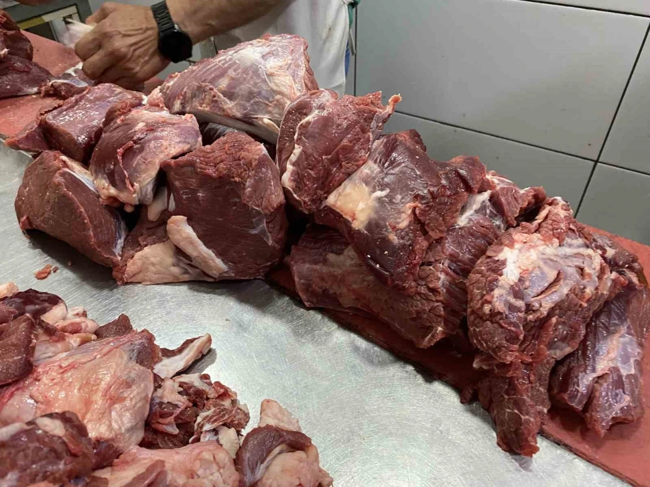 Kasap esnafı et saklarken nelere dikkat edilmesi gerektiğini anlattı
