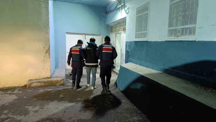 Kastamonu&rsquo;da aranan şahıslara y&ouml;nelik operasyon: 2 g&ouml;zaltı
