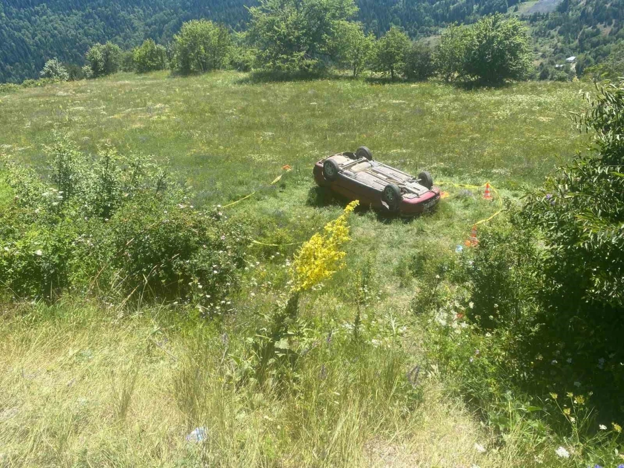 Kastamonu’da otomobil uçuruma yuvarlandı: 1 ölü, 4 yaralı
