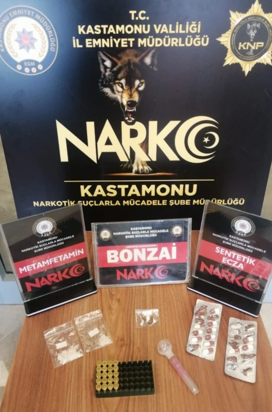 Kastamonu’da uyuşturucu etkisi altında araç kullanan sürücü gözaltına alındı
