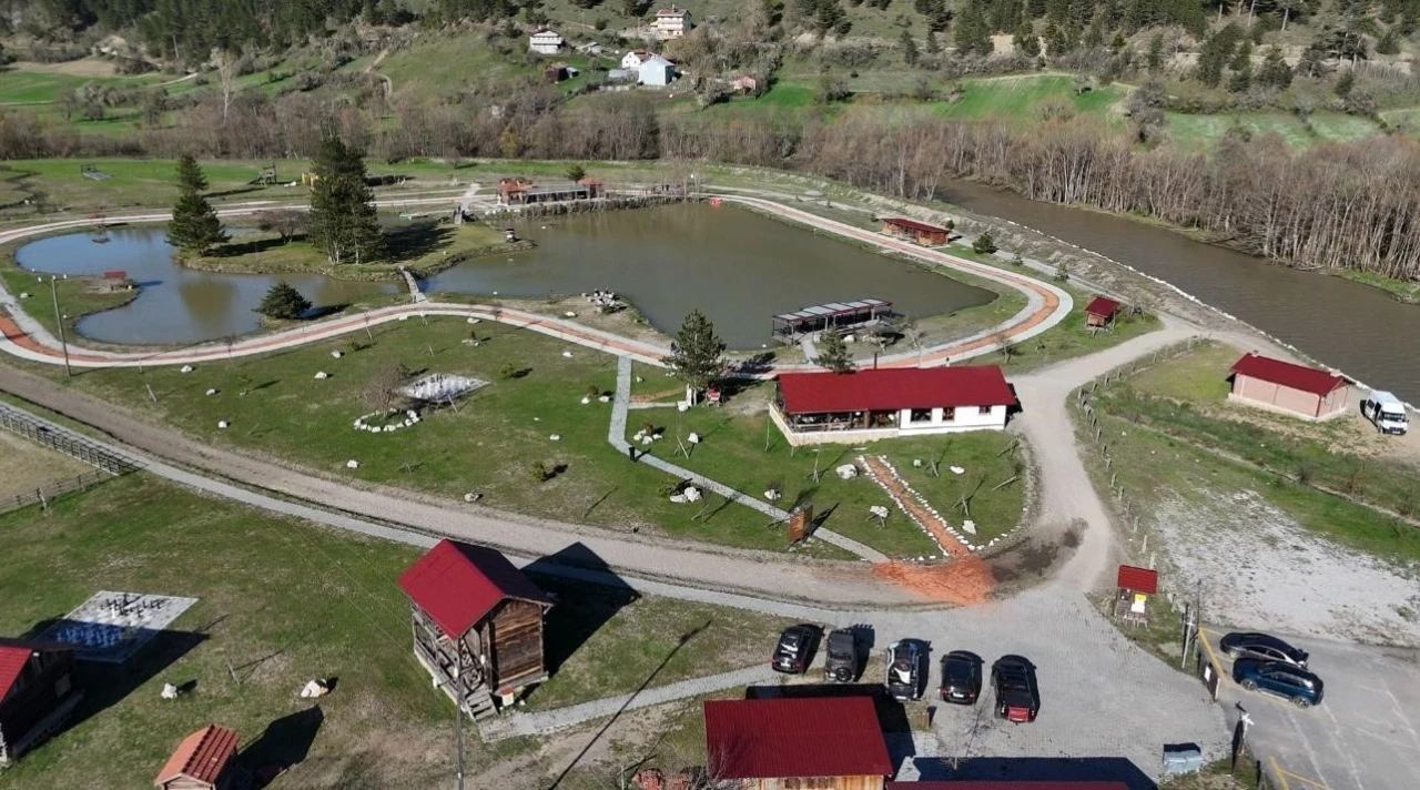 Kastamonu’nun doğa harikaları ziyaretçilerden büyük ilgi görüyor
