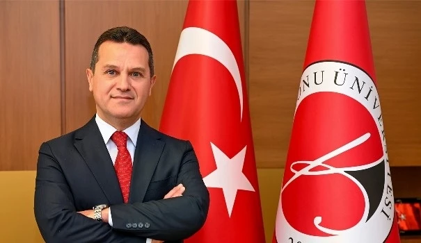 Kastamonu Üniversitesi Rektörü Topal, ÜAK yönetim kurulu üyeliğine seçildi
