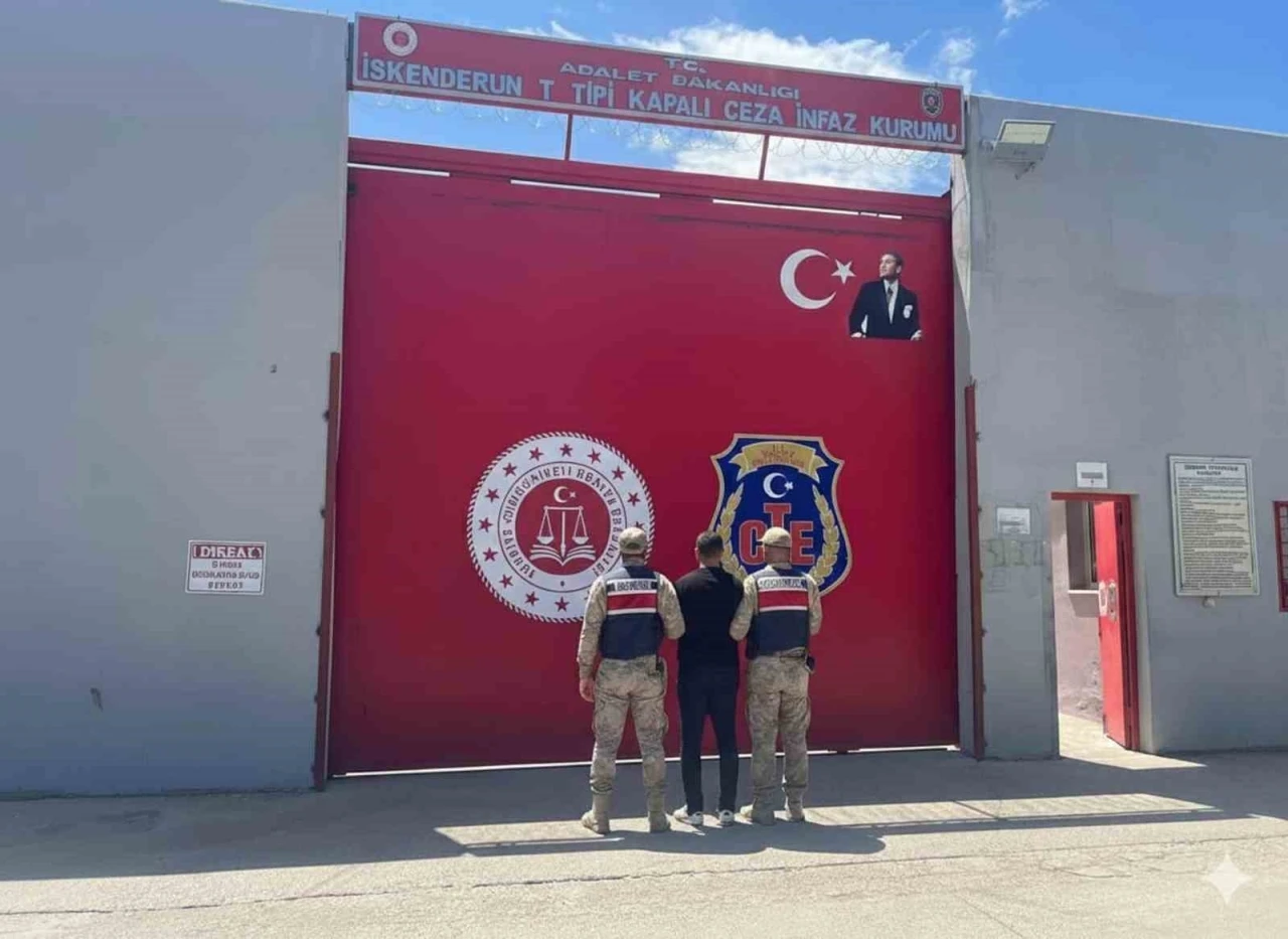 Kasten &ouml;ld&uuml;rme su&ccedil;undan 36 yıl cezası bulunan şahıs yakalandı
