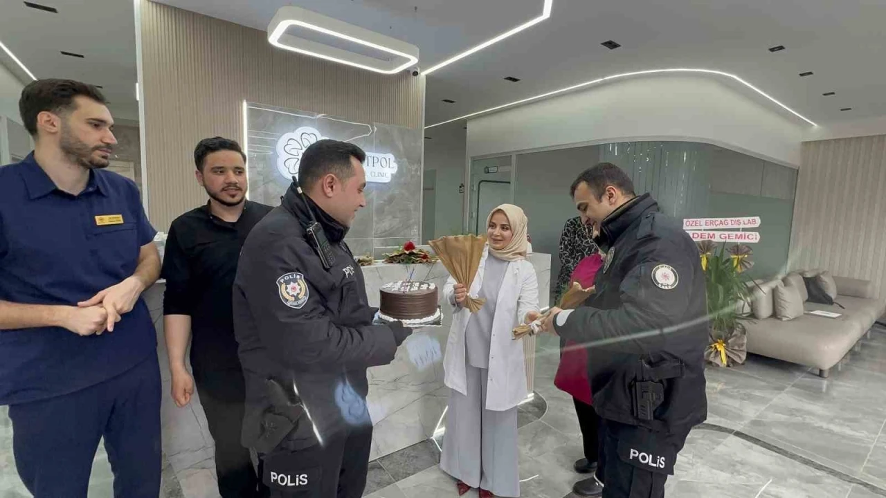 Kavga ihbarına gelen polisler s&uuml;rprizle karşılaştı

