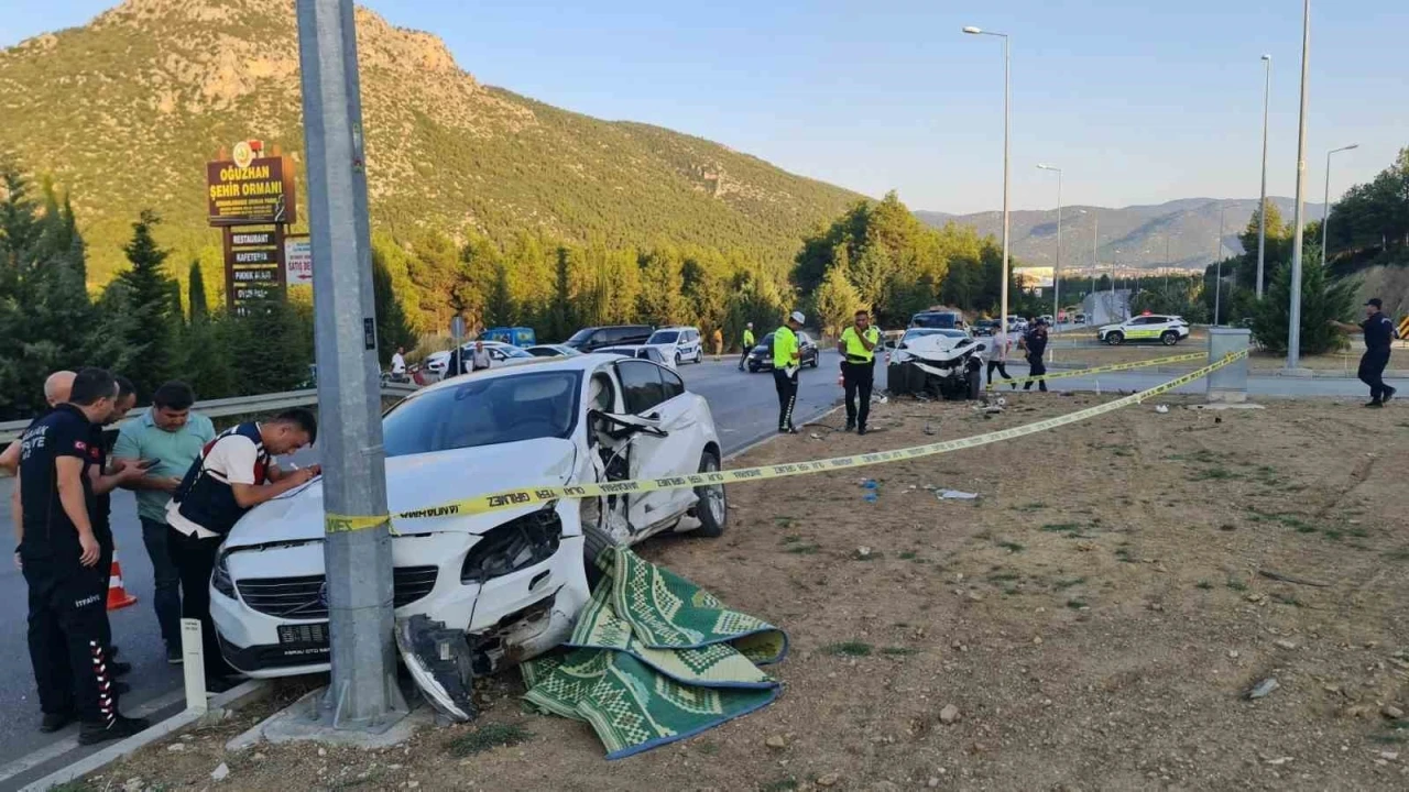 Kavşaktaki feci kazadan acı haber

