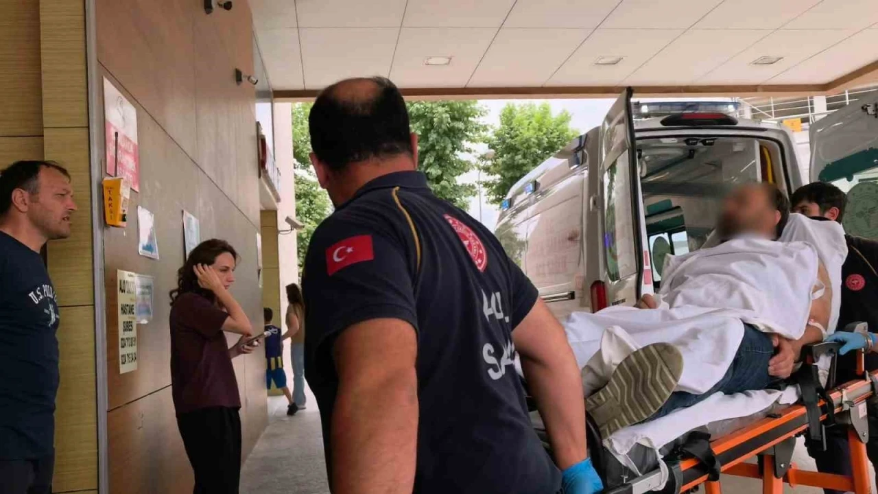 Kayınbiraderi tarafından bı&ccedil;aklanan kişi ağır yaralandı
