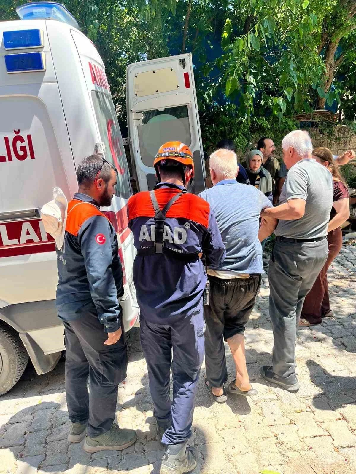 Kayıp Parkinson hastası evinden 500 metre uzaklıkta bulundu
