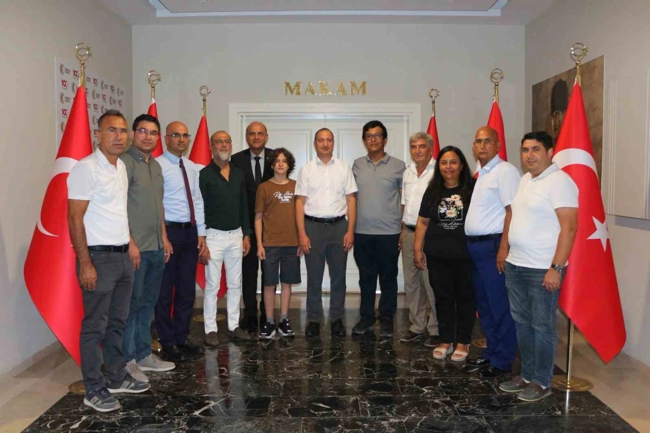 Kaymakam Akyüz, &quot;Öğrencilerimizle gurur duyuyoruz&quot;
