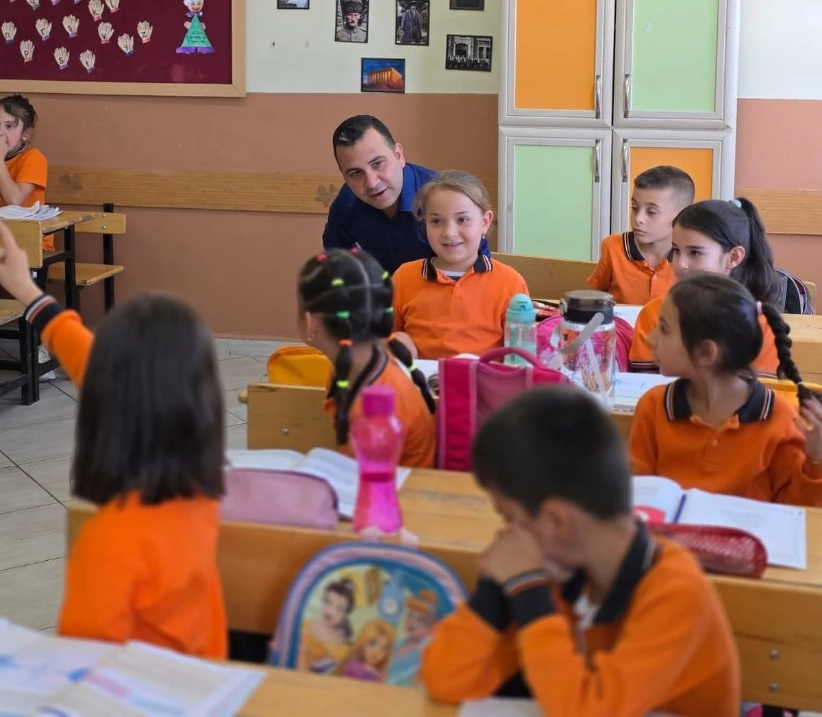 Kaymakam Algın’dan Yeşilova Köyü İlkokulu’na ziyaret
