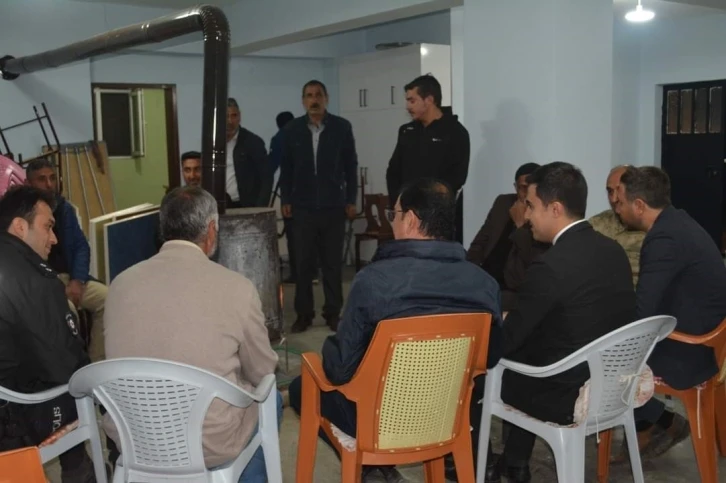 Kaymakam &Ccedil;elik vatandaşlarla bir araya geldi
