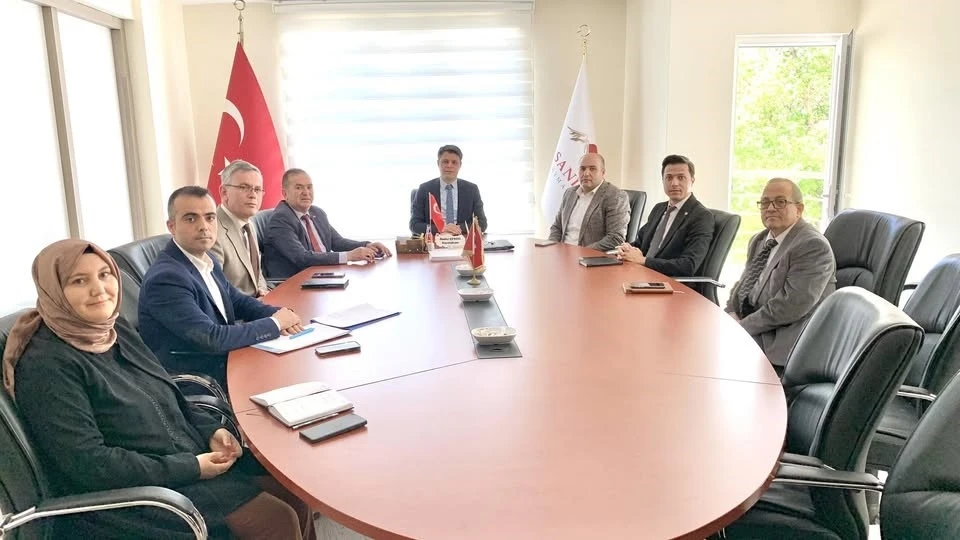 Kaymakam Çengel başkanlığında eğitim toplantısı gerçekleştirildi
