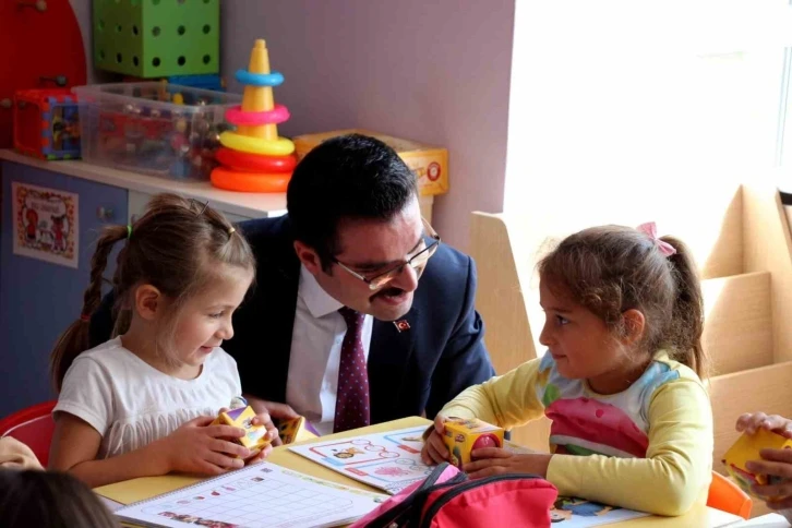 Kaymakam Han okul &ouml;ncesi eğitimin &ouml;nemine dikkat &ccedil;ekti
