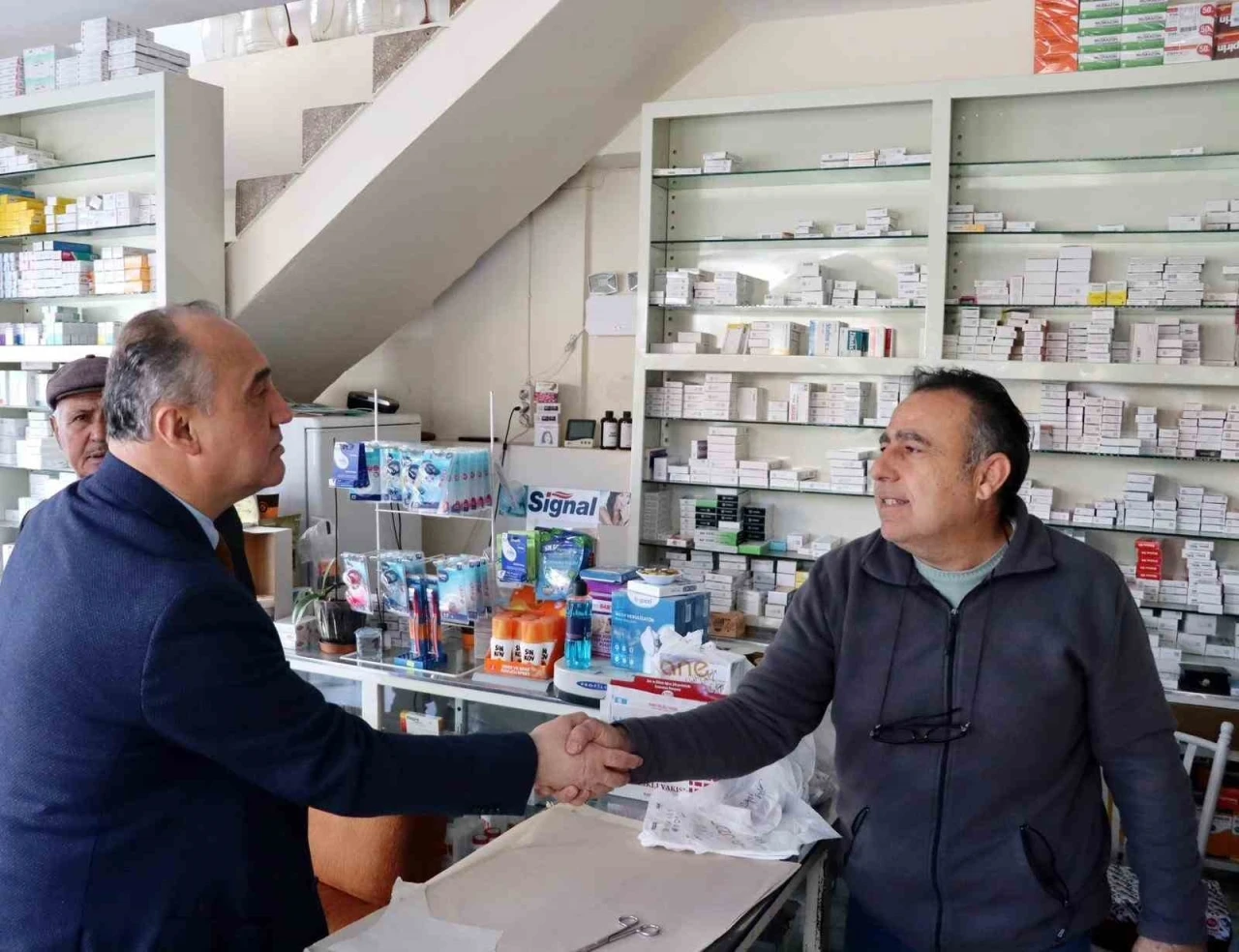 Kaymakam İlhan, esnafların taleplerini dinledi
