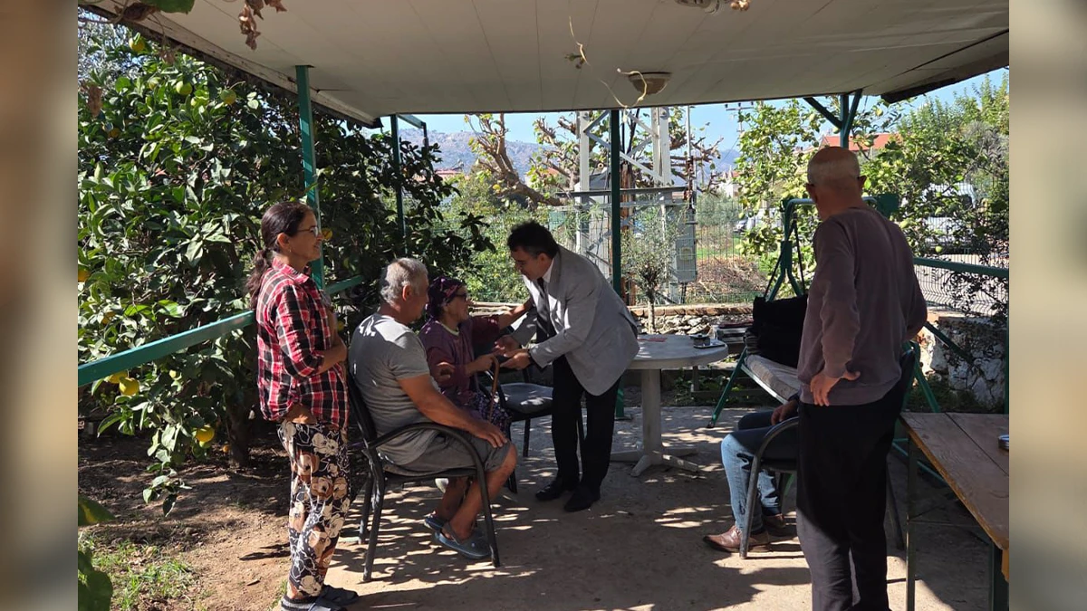 Kaymakam Kaya Yeşilova Mahallesi’nde hane ziyaretleri gerçekleştirdi