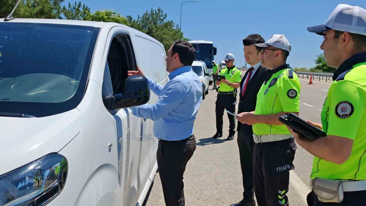 Kaymakam Kaykaç’tan trafikte hayati uyarılar: Emniyet kemeri ve dikkat şart
