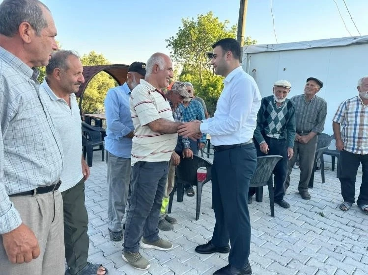 Kaymakam Kılı&ccedil;, yangın b&ouml;lgesinde incelemede bulundu
