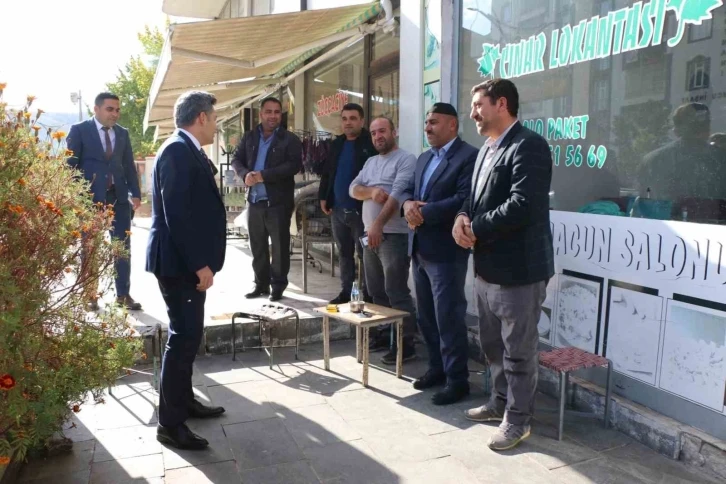 Kaymakam &Ouml;z&ccedil;elik, esnaf ve vatandaşları ziyaret etti
