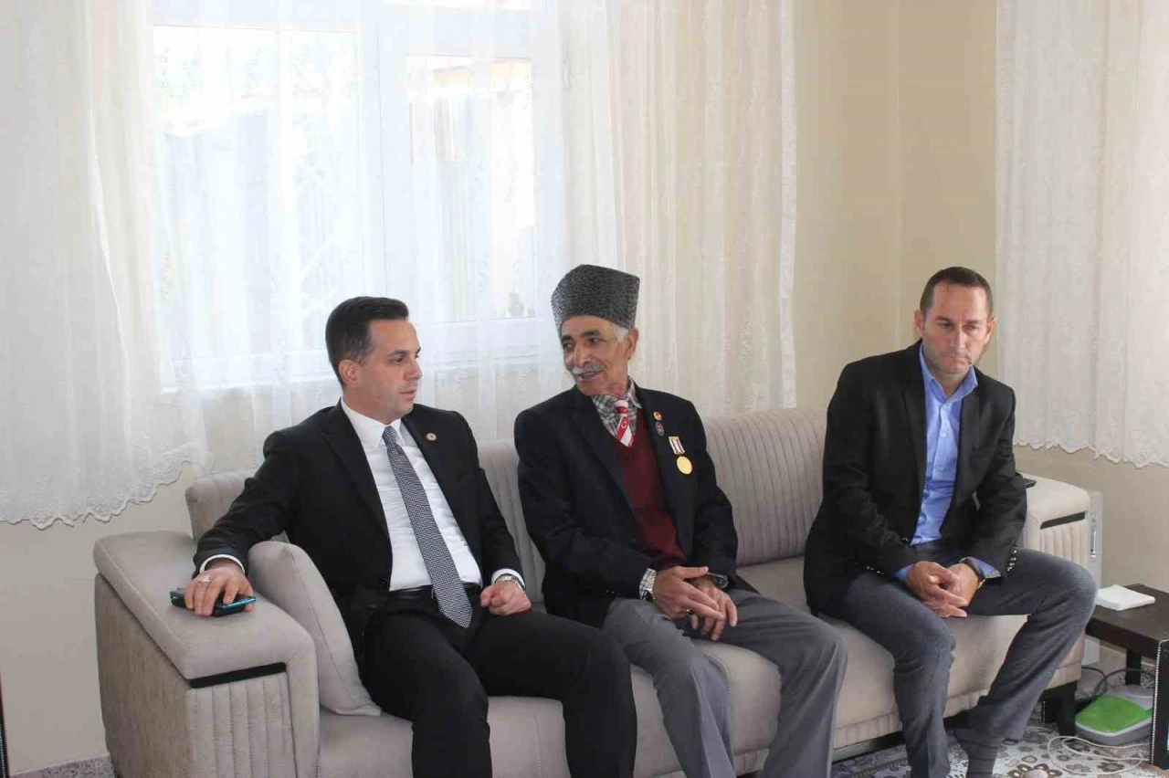 Kaymakam Şahin şehit ve gazi aileleriyle bir araya geldi

